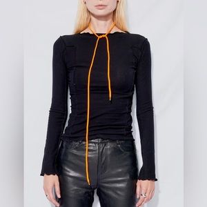 Baserange Omato top in Black